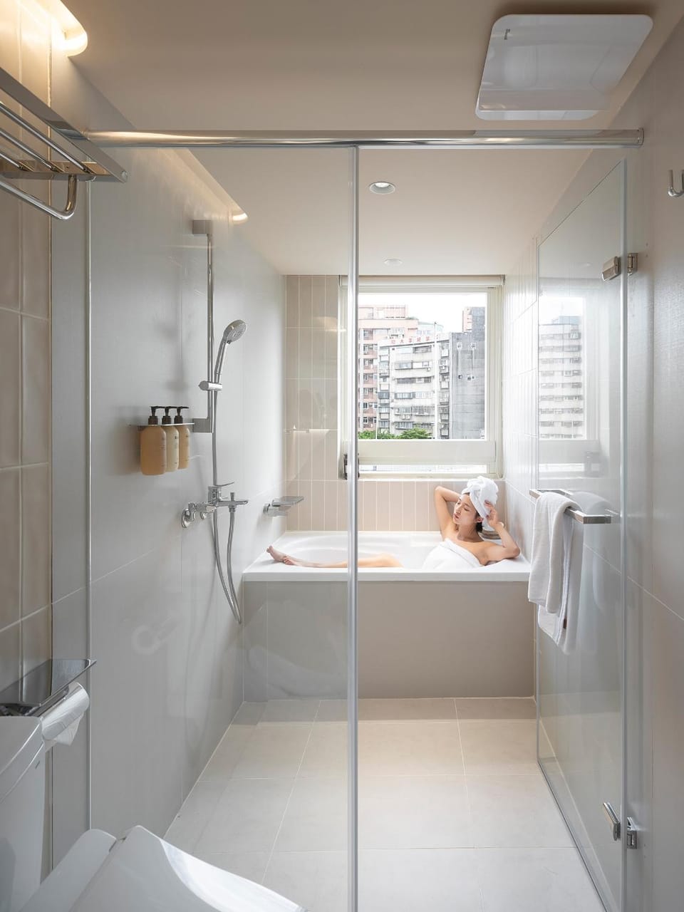 Shower, Bathroom, Bath, towels