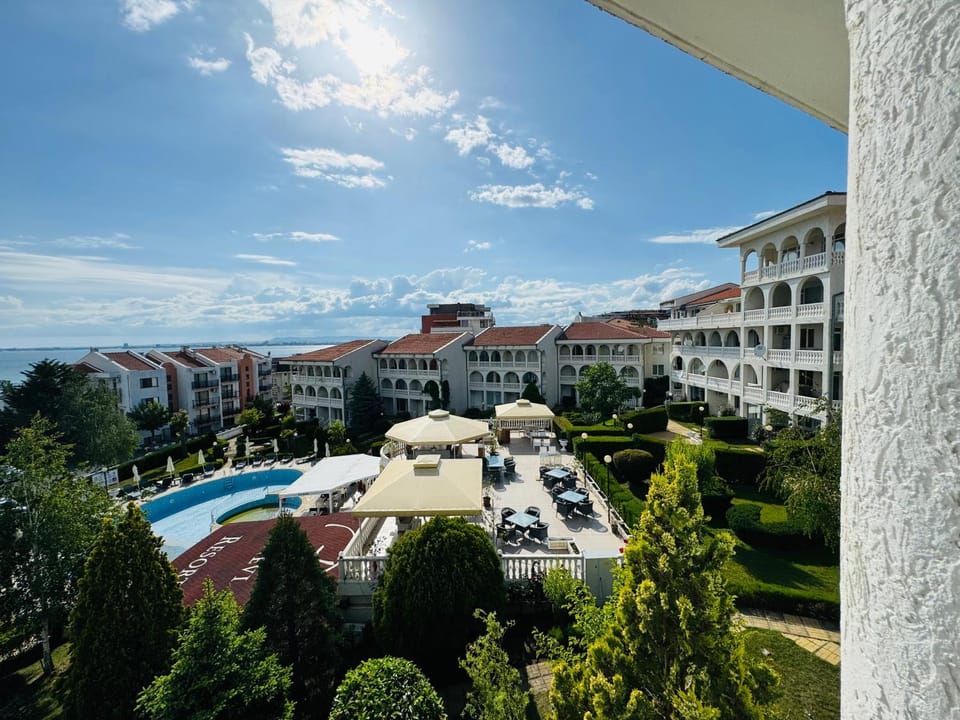 Sea view, Swimming pool