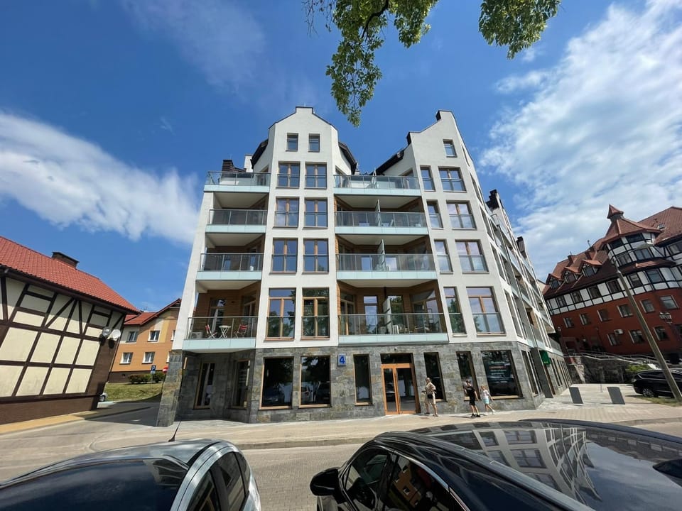 Property building, Balcony/Terrace