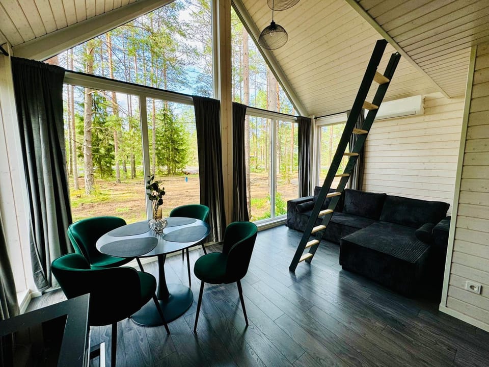 Kurepesa puhkemaja Rannapungerjal House in Estonia