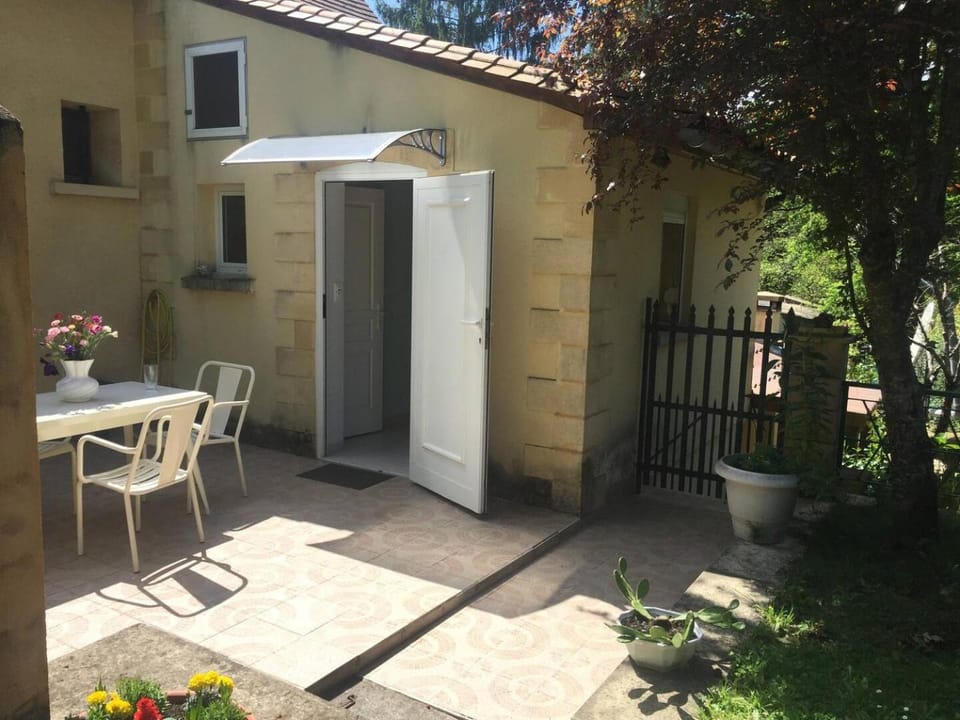 Appartement, Studio et Chambres B&B à Font Margout - Calme - 4km de Sarlat Bed and Breakfast in Nouvelle-Aquitaine