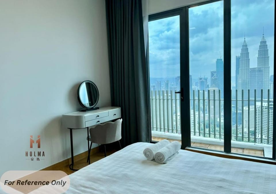 Balcony/Terrace, Bedroom, City view
