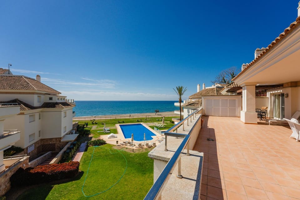 View (from property/room), View (from property/room), Balcony/Terrace, Balcony/Terrace, Photo of the whole room, Garden view, Garden view, Sea view, Sea view