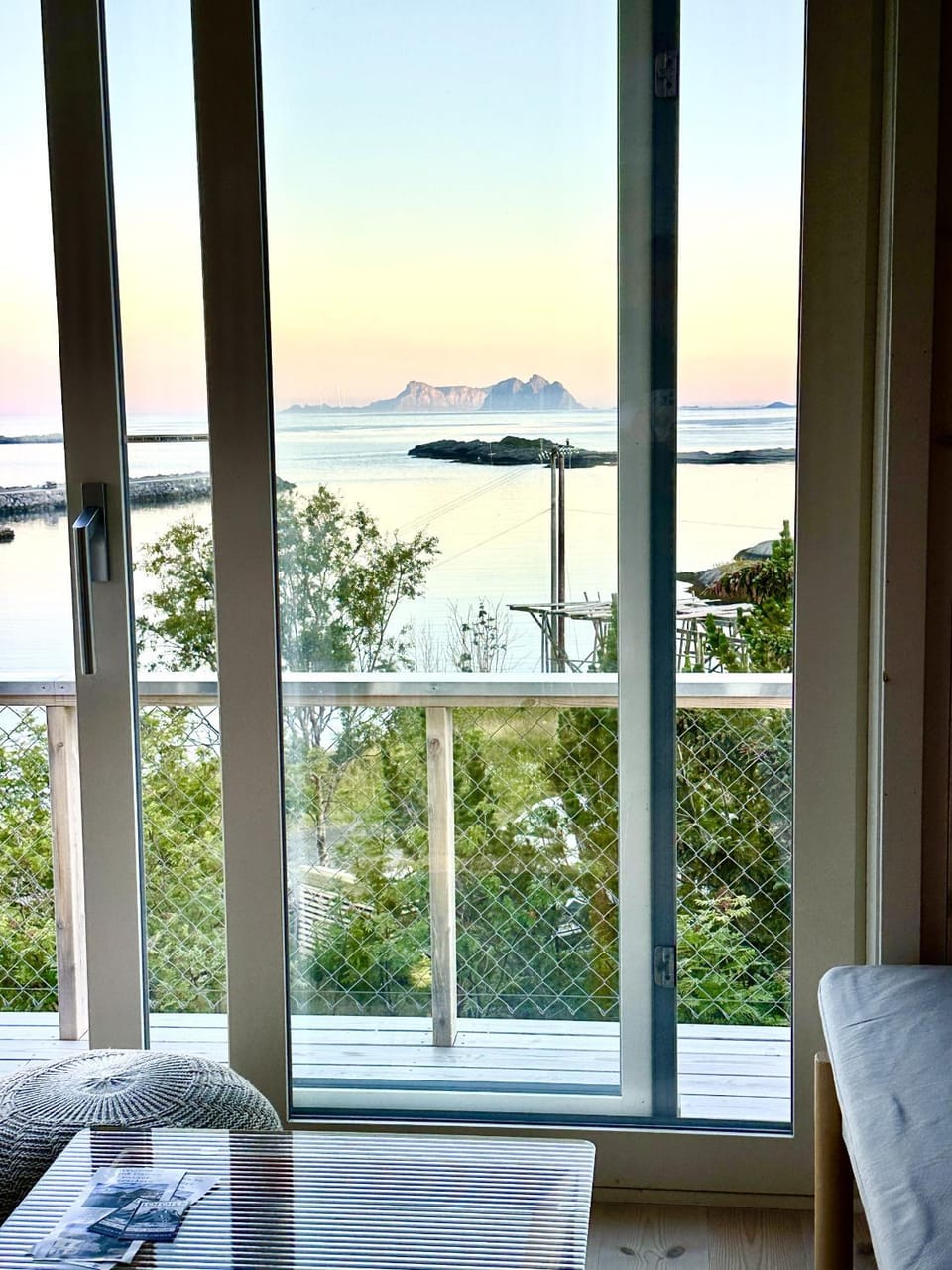 View (from property/room), Balcony/Terrace, Living room, Sea view