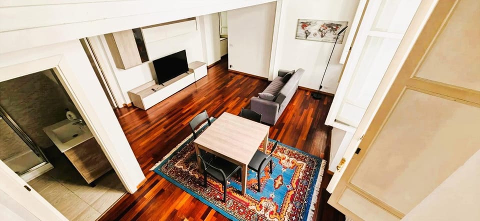 Communal lounge/ TV room, TV and multimedia, Living room, Seating area, Evening entertainment
