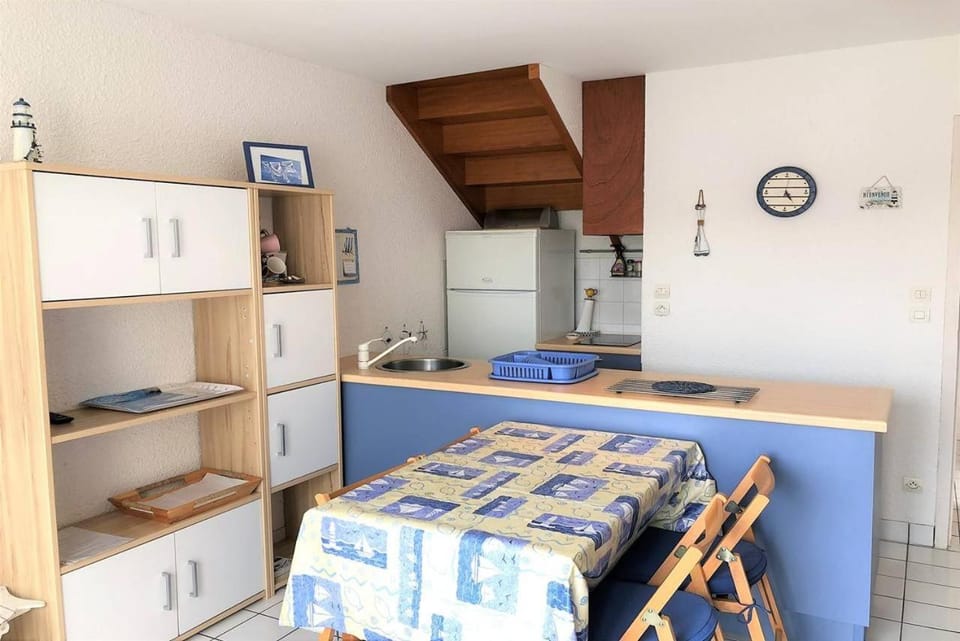 Appartement avec terrasse à 100m plage St-Guirec à PLOUMANAC'H - Réf 896 Apartment in Perros-Guirec