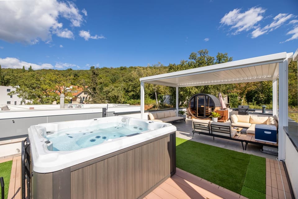 Hot Tub