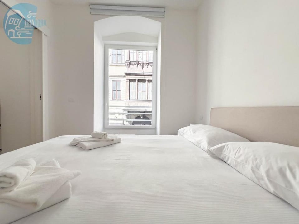 Palazzo Saba Tirabora Short Rent Apartment in Trieste