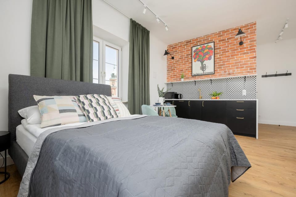 Communal lounge/ TV room, Bed, Kitchen or kitchenette, Living room, Photo of the whole room, Bedroom