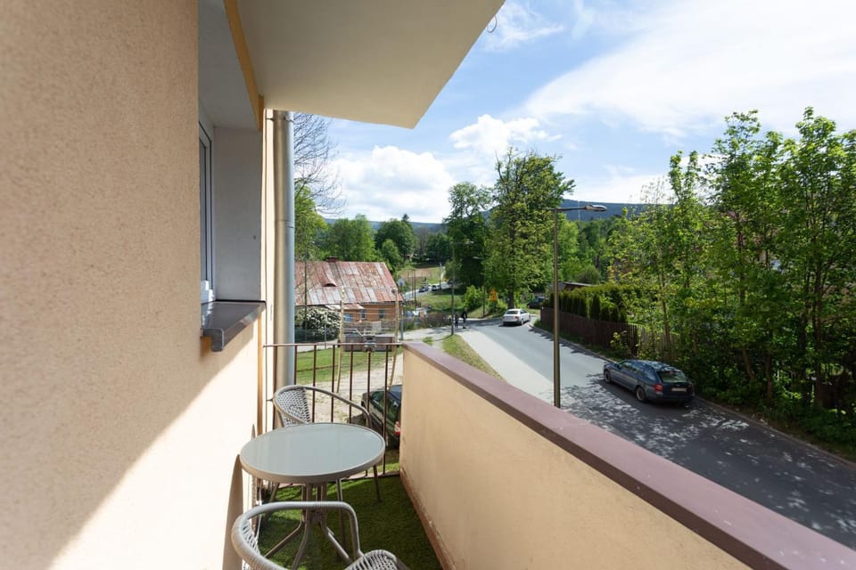 View (from property/room), Balcony/Terrace