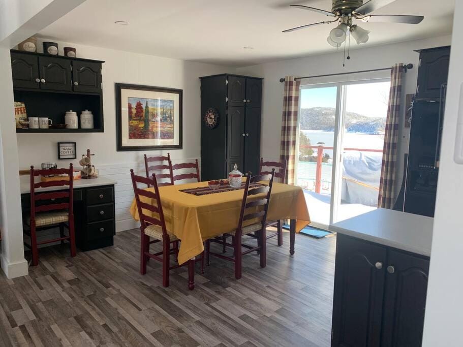 Hatchet Harbour Vacation Home House in Newfoundland and Labrador