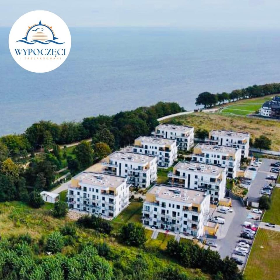 Property building, Neighbourhood, Bird's eye view, Location, Parking