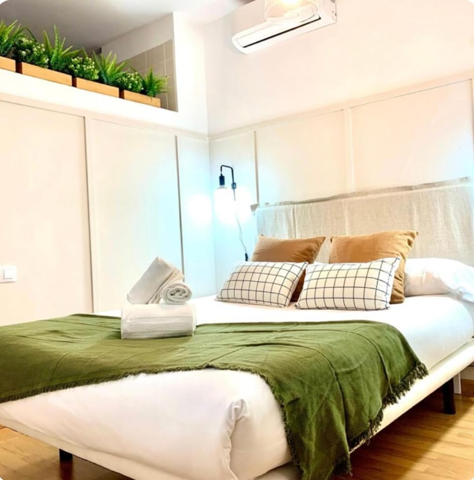 Apartamento Malaga Centro hístorico Carreteria III Sinesedesignhomes Apartment in Malaga