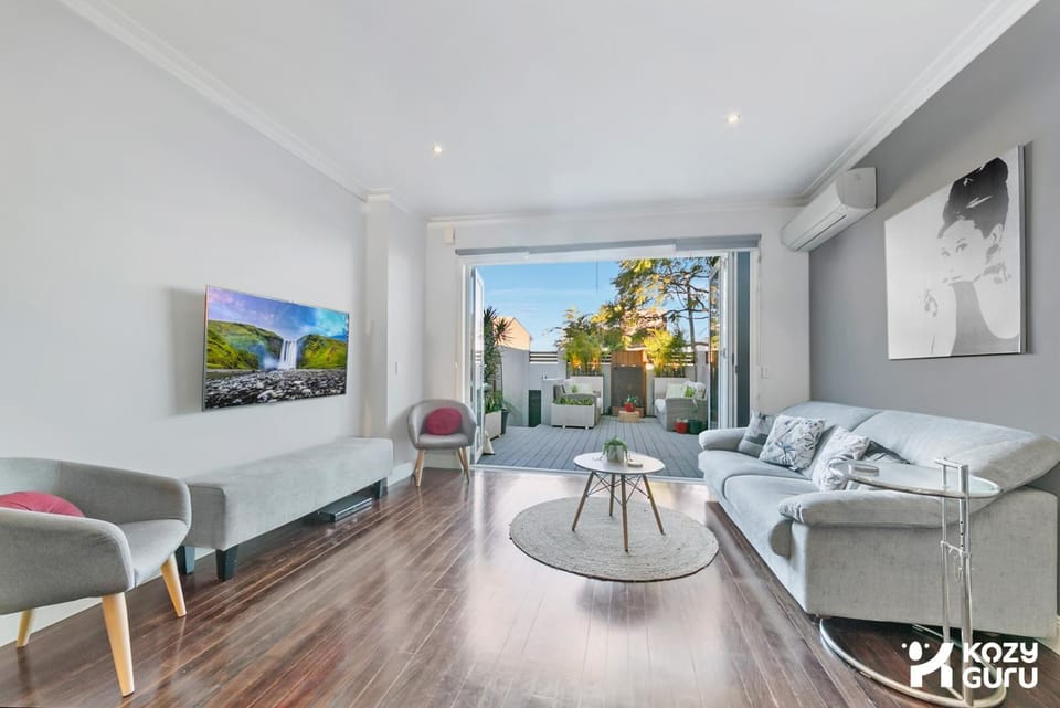 KozyGuru | Rozelle | 3 Bed Family House House in Rozelle