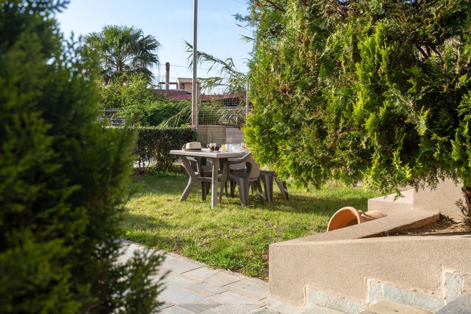 Garden, Garden view