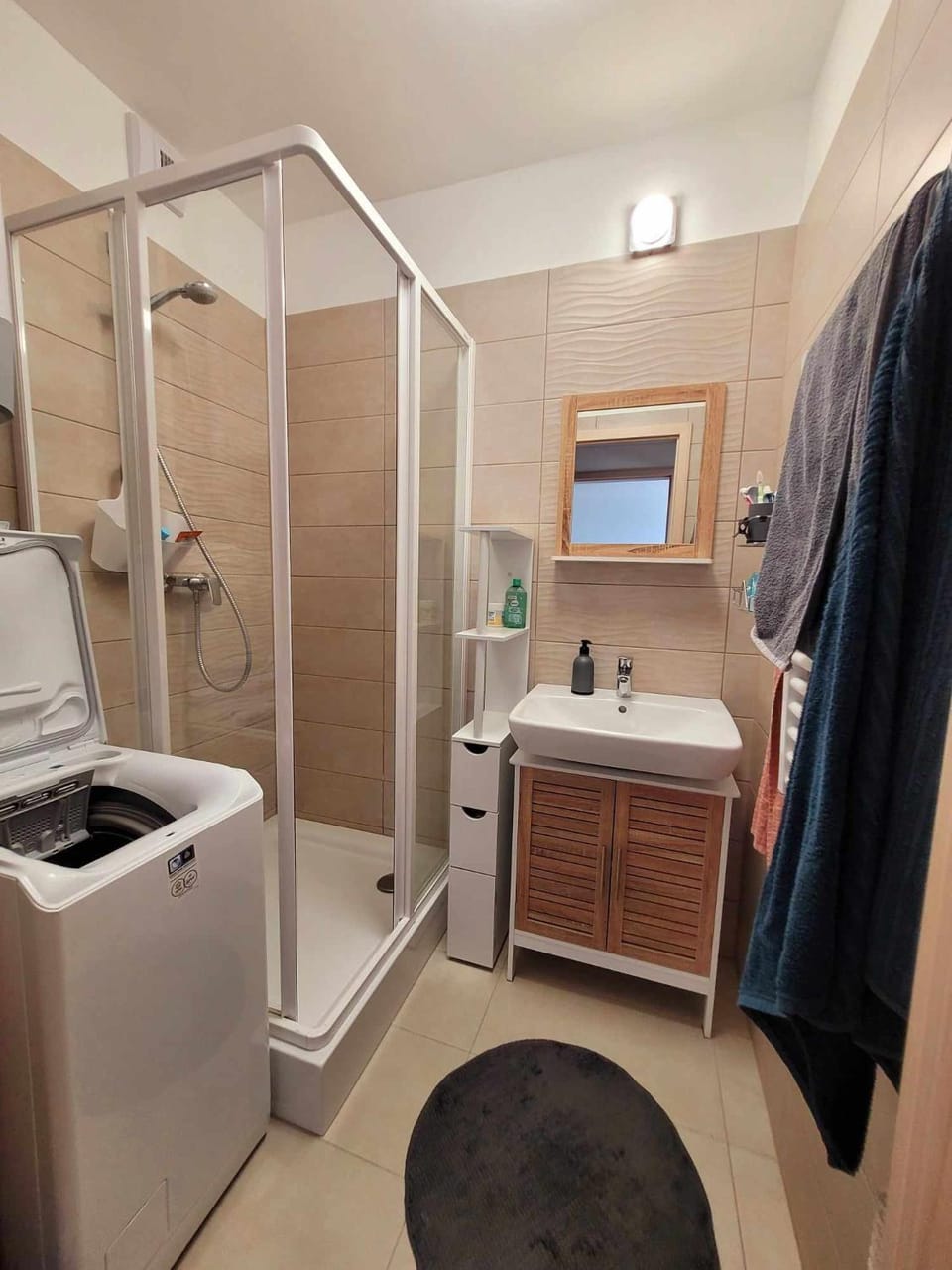 Kiadó közvetlen vízparti 1 szoba, nappali minim 2 ejszakára Apartment in Siófok