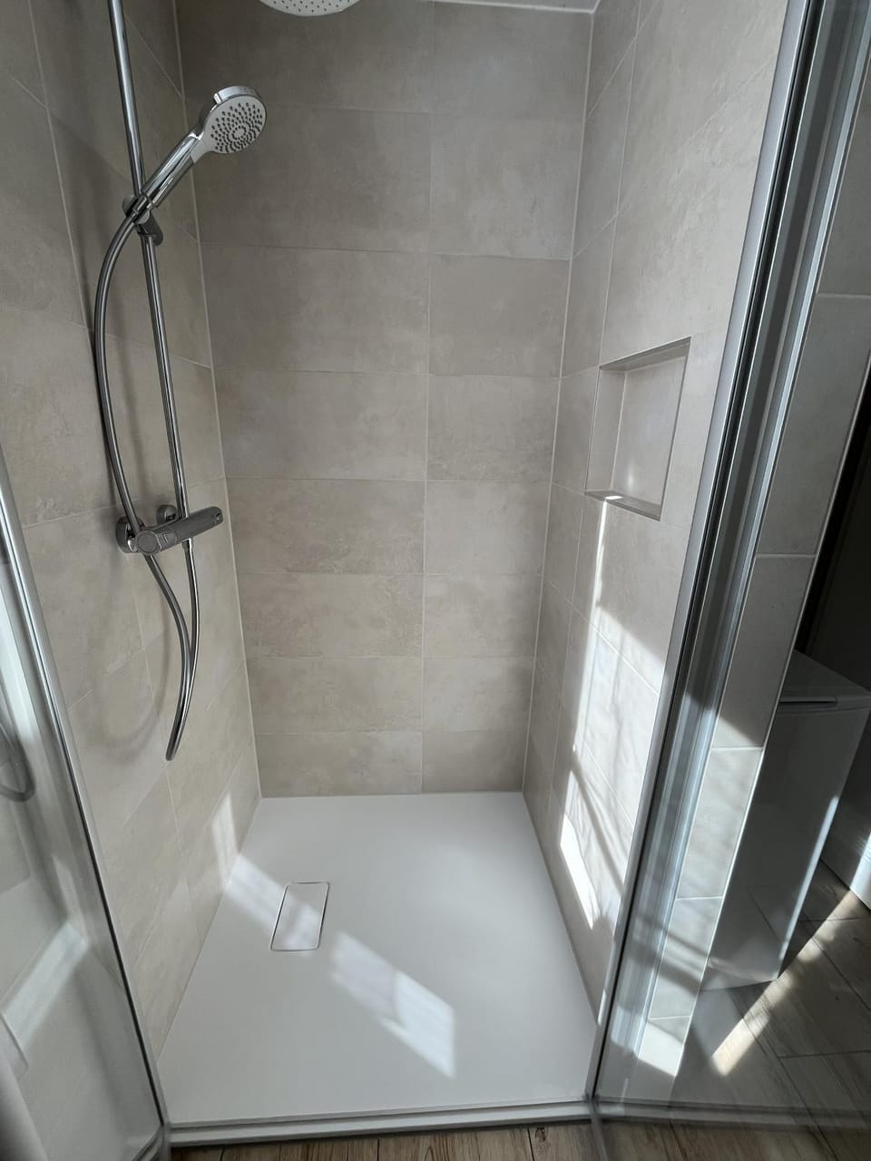 Bathroom, Living room