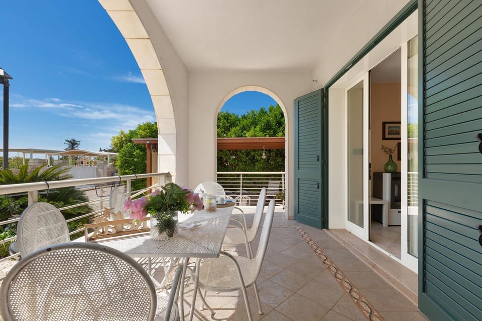 Patio, Balcony/Terrace