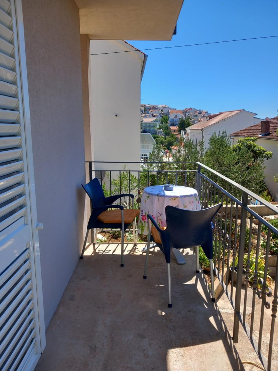 Property building, Garden