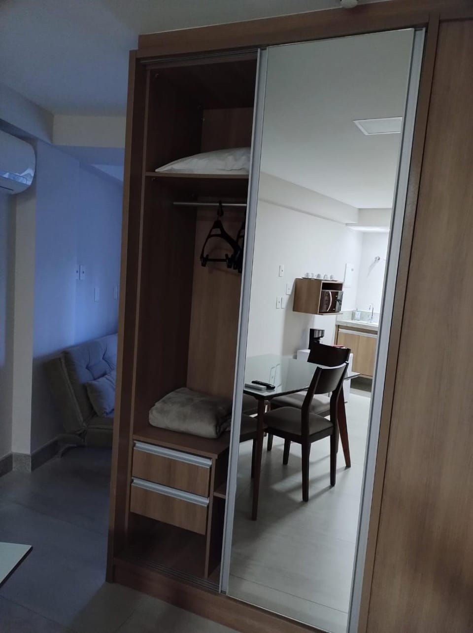 wardrobe