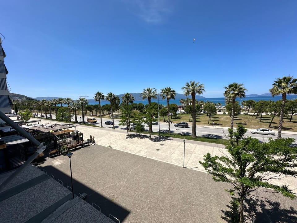 Day, Neighbourhood, Sea view, Street view