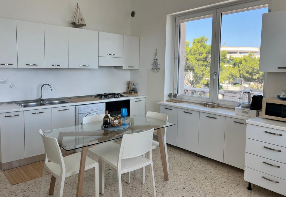 Onda blu Monopoli House in Apulia