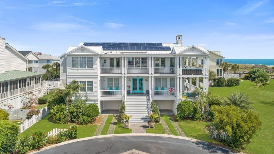 8 Sandlewood Court House in Tybee Island