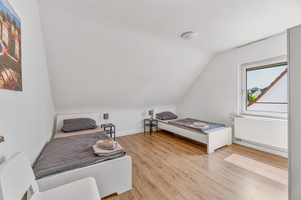 Worker Apartments Oberboihingen near Stuttgart, Autobahn A8, Parking, Wifi, Smart TV Apartment in Baden-Württemberg