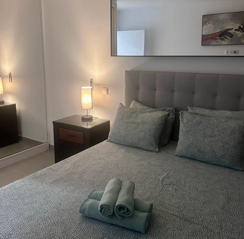 Spectacular Lagos Marina view apt on promenade Apartment in Lagos