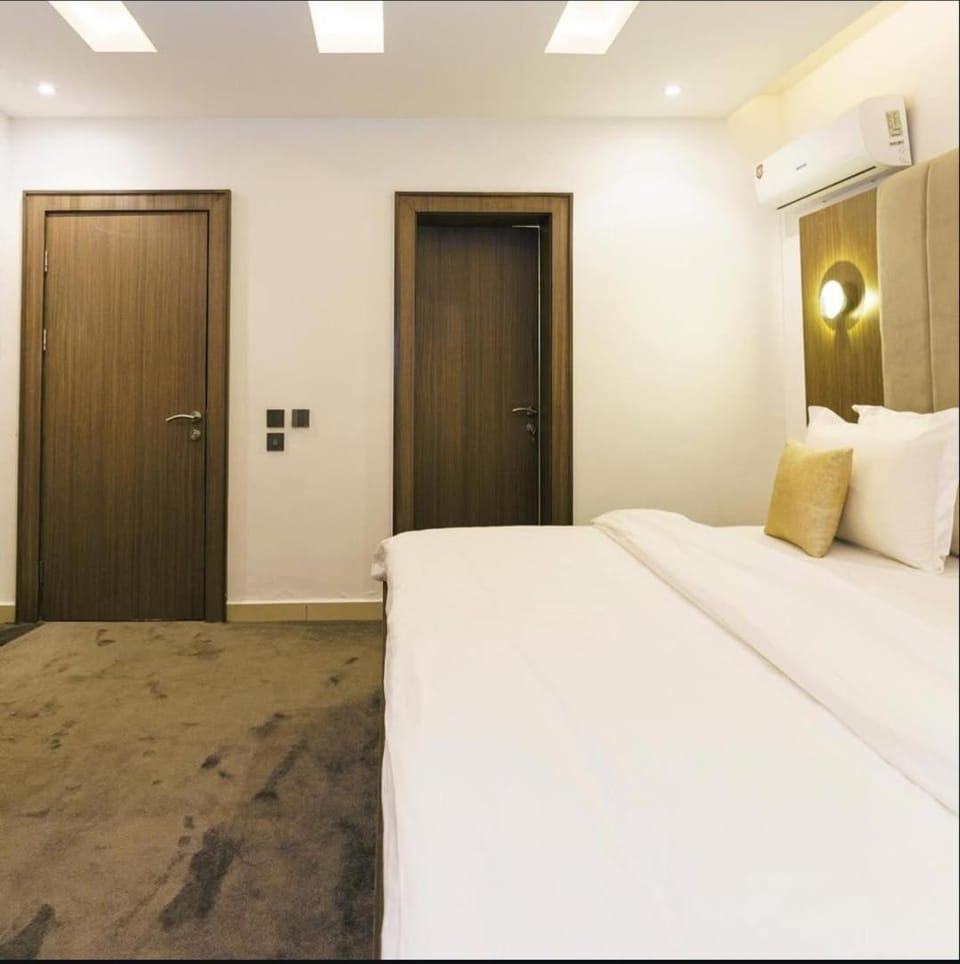 Kuldar 3 bedroom wuse ll Apartment in Abuja