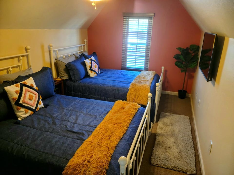 Summit Place by DNW Investments House in Muskegon Heights