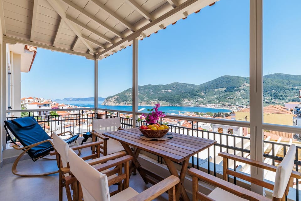 Natural landscape, View (from property/room), Balcony/Terrace, Sea view