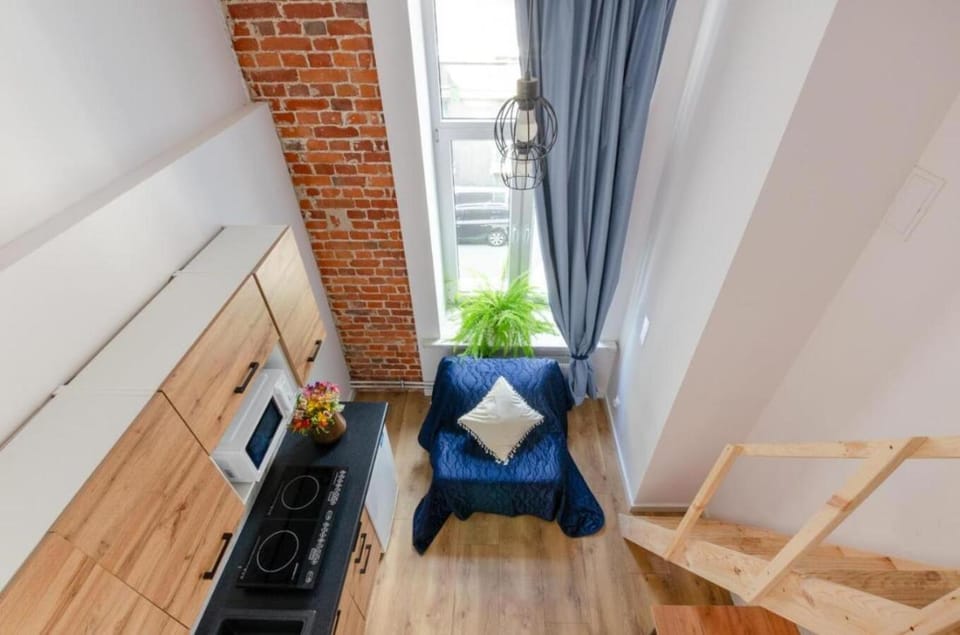 Kitchen or kitchenette, Seating area