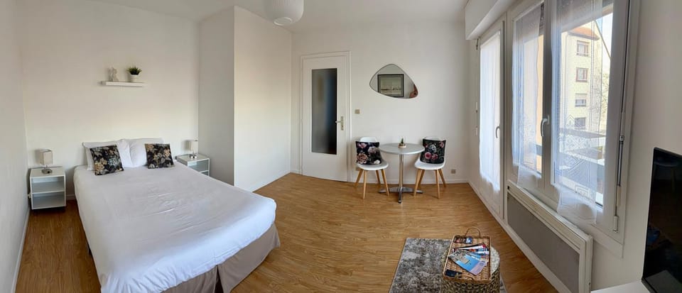 Living room, Bedroom
