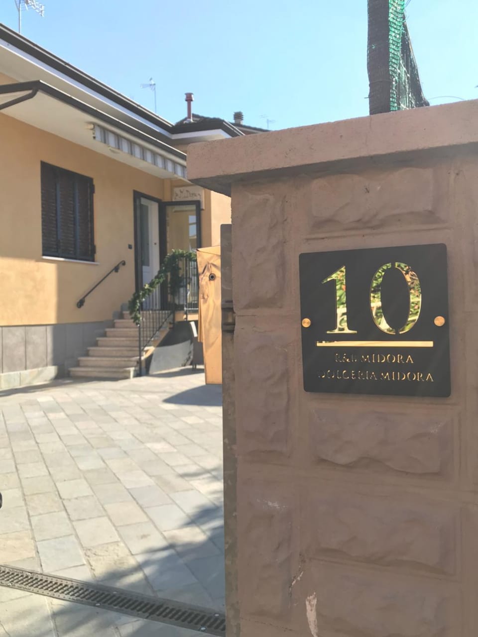 R&B MiDora Montale Bed and Breakfast in Emilia-Romagna