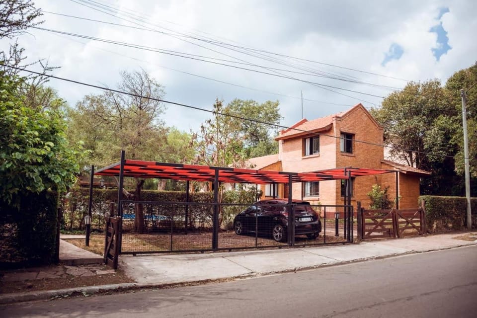 Property building, Neighbourhood, Street view, Parking