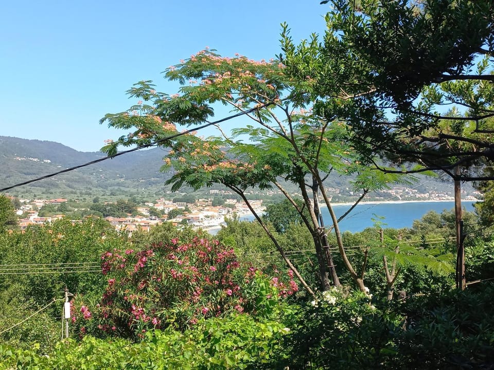 Balcony/Terrace, Mountain view, Sea view