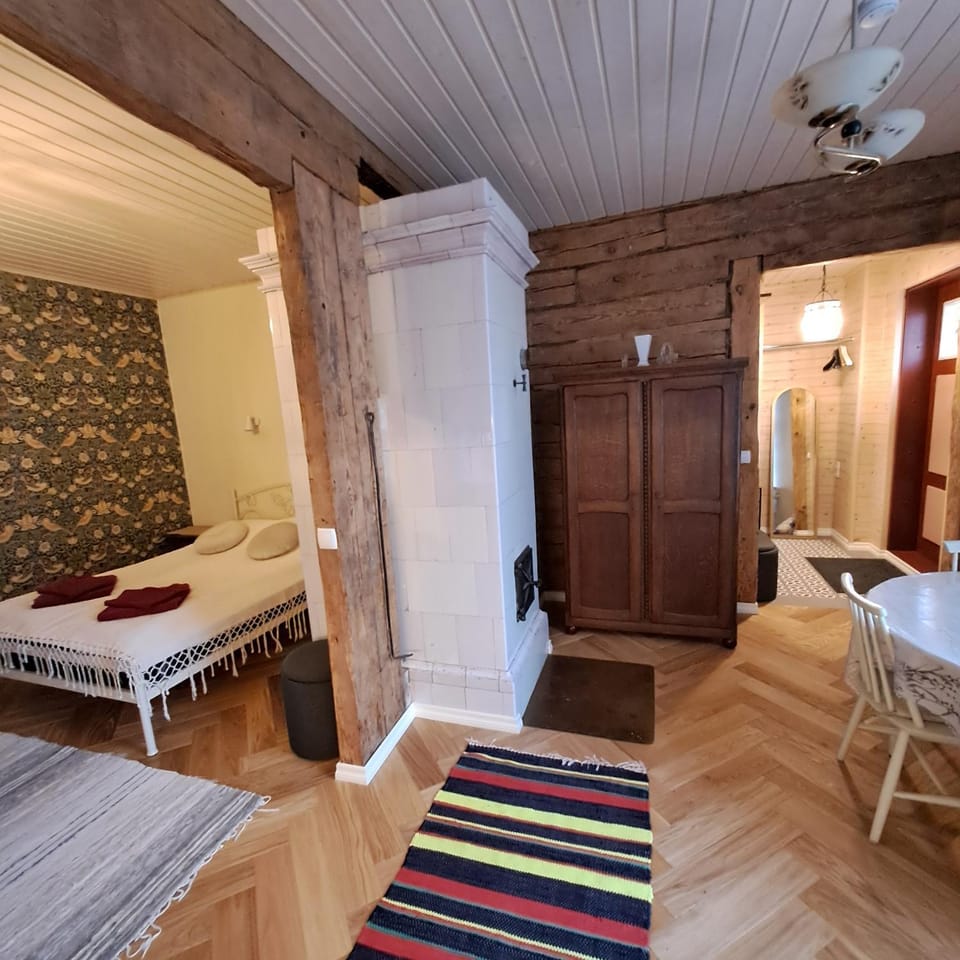 Bed, Living room, Photo of the whole room, Dining area, Bedroom