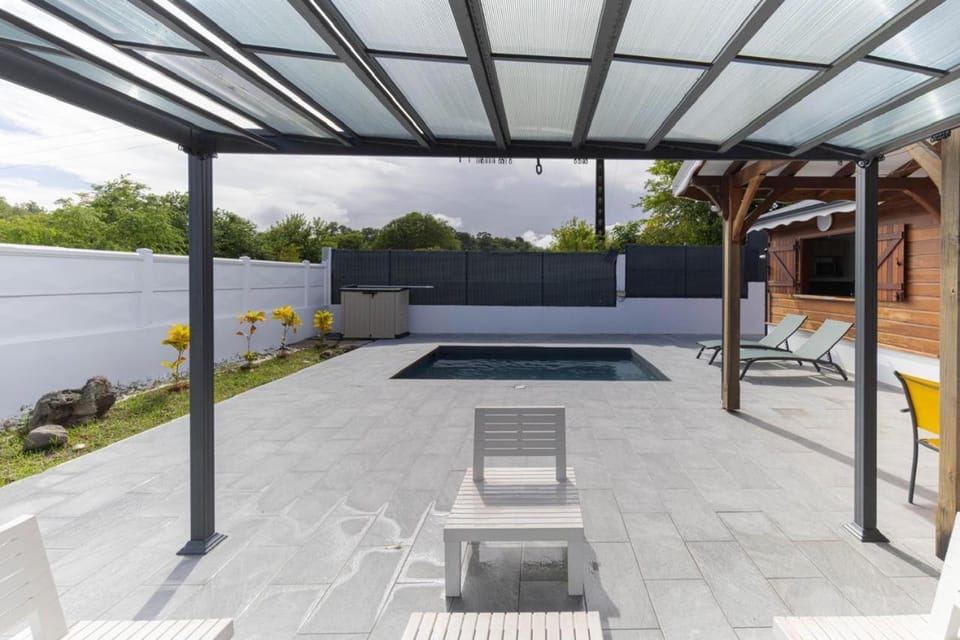 Patio, Day, Pool view, Swimming pool, Sunrise, sunbed