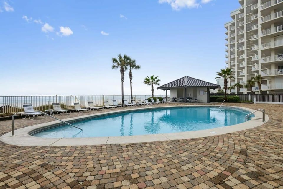 Windward Pointe 1006- Corner unit Amazing beach views House in Orange Beach