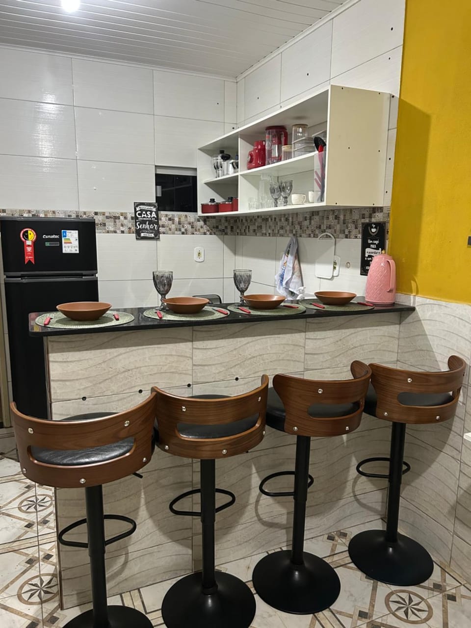 Kitchen or kitchenette, Dining area, oven, stove