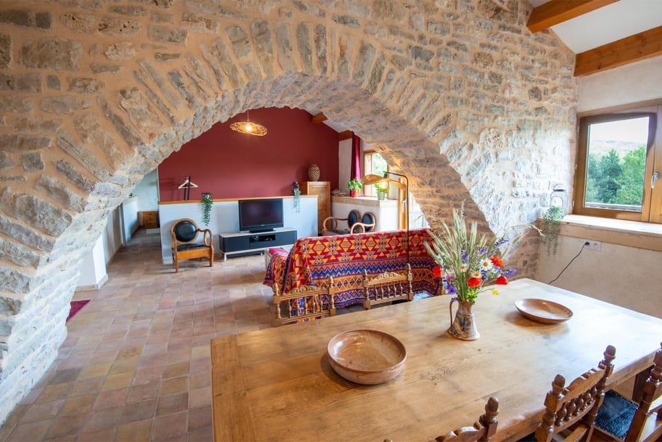 Gîte aulas 2/4 personnes House in Occitanie