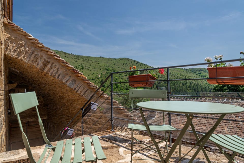 Gîte Gîte Chemin des Menhirs 4/6 personnes House in Auvergne-Rhône-Alpes
