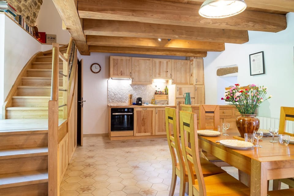 Gîte Gîte Chemin des Menhirs 4/6 personnes House in Auvergne-Rhône-Alpes