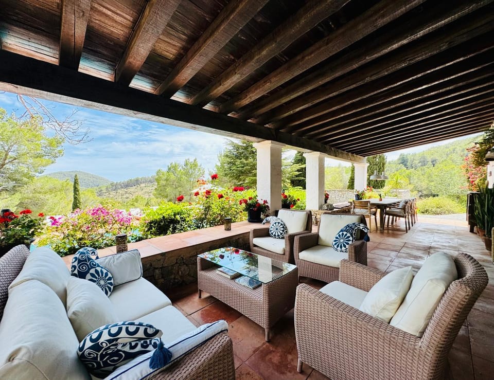 Patio, Spring, Day, Natural landscape, View (from property/room), Balcony/Terrace, Mountain view