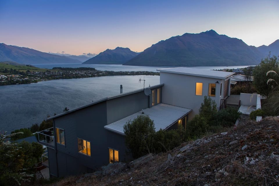 Property building, View (from property/room), Lake view, Mountain view, Sunset