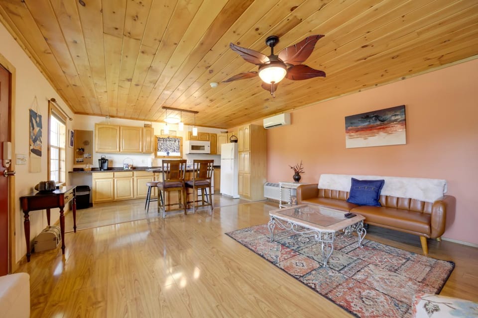 Charming Smokies Home Near National Park! House in Tennessee