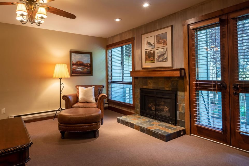 Cottonwood Condo 1422 House in Ketchum