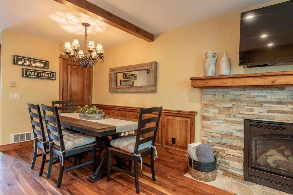 Andora Villa Condo 108 House in Ketchum