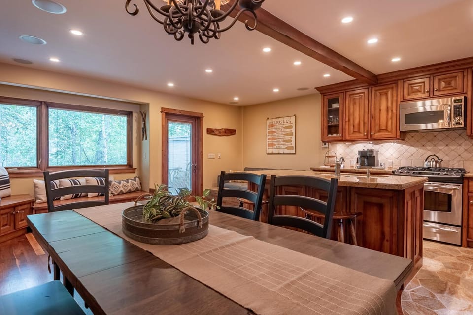 Andora Villa Condo 108 House in Ketchum